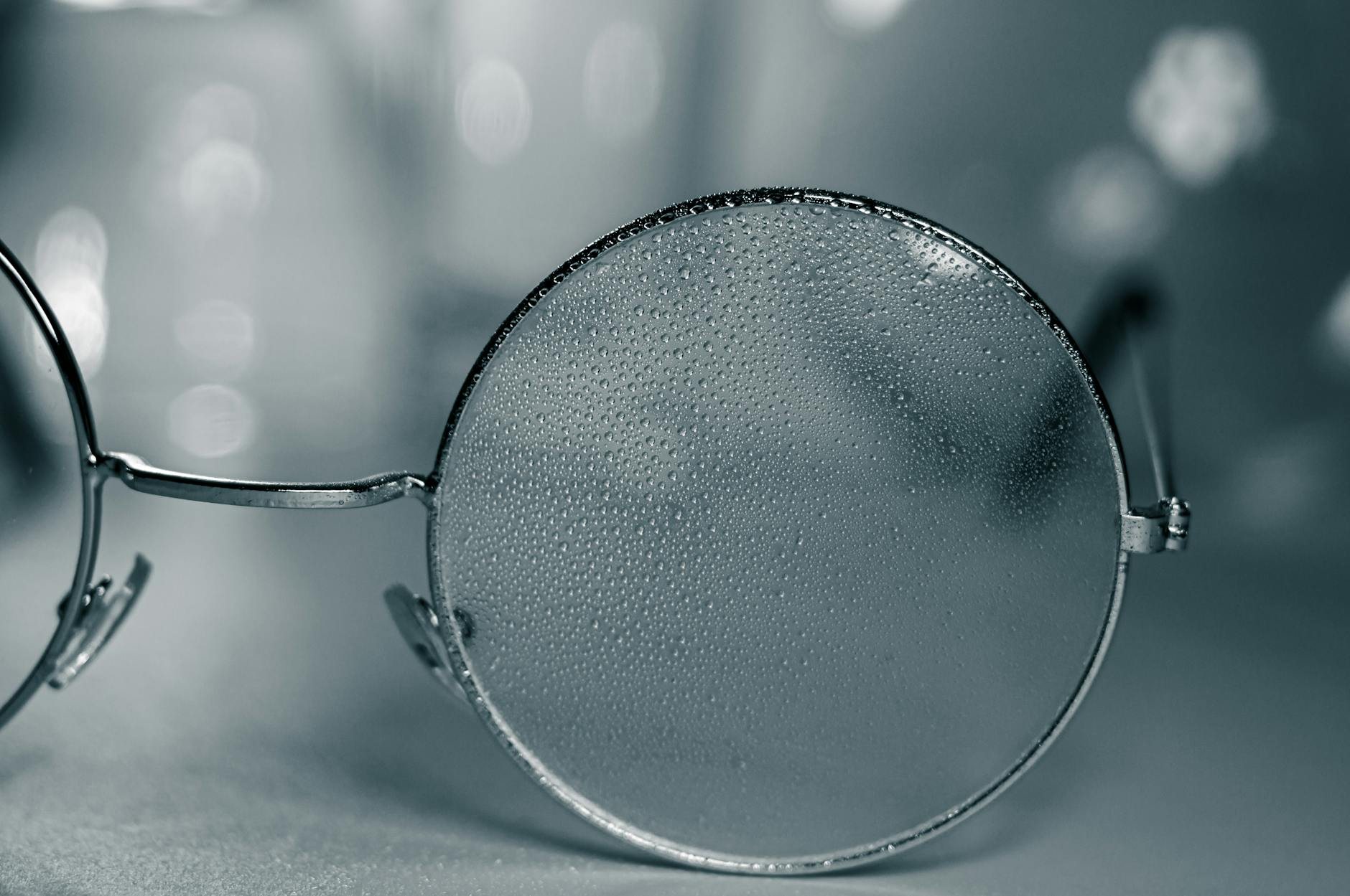 Studio Lens professional eyewear photography setup with lighting equipment and parabet frames